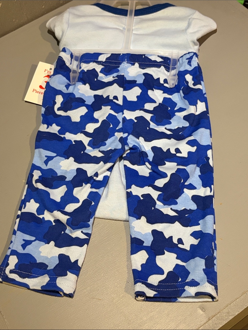 3 One-Piece sets - Picture 6 of 10